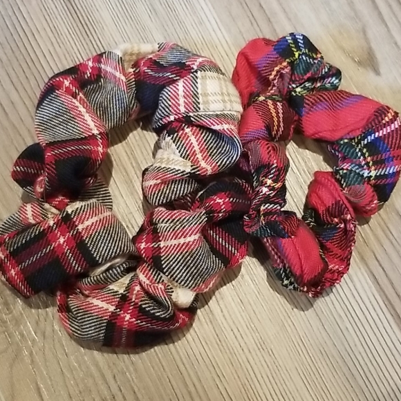 Other - Pair of plaid scrunchies